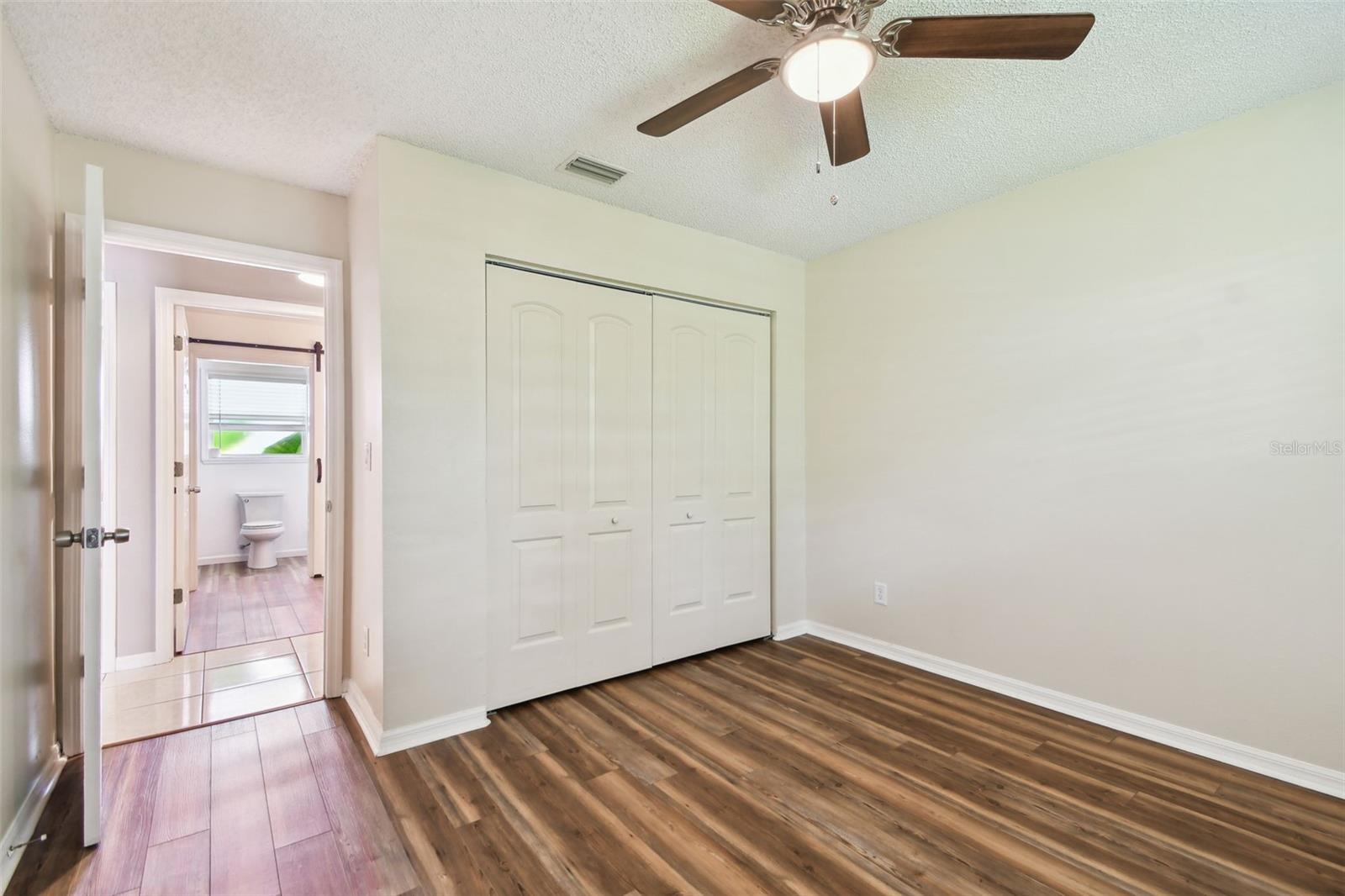 Listing photo id 28 for 2504 42nd Avenue N