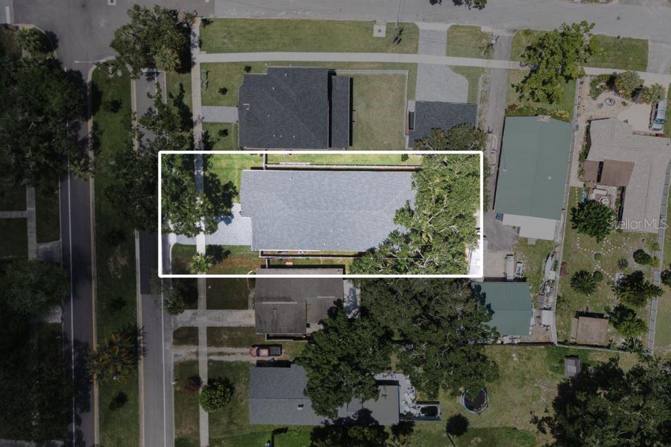 Listing photo id 30 for 403 Park Boulevard