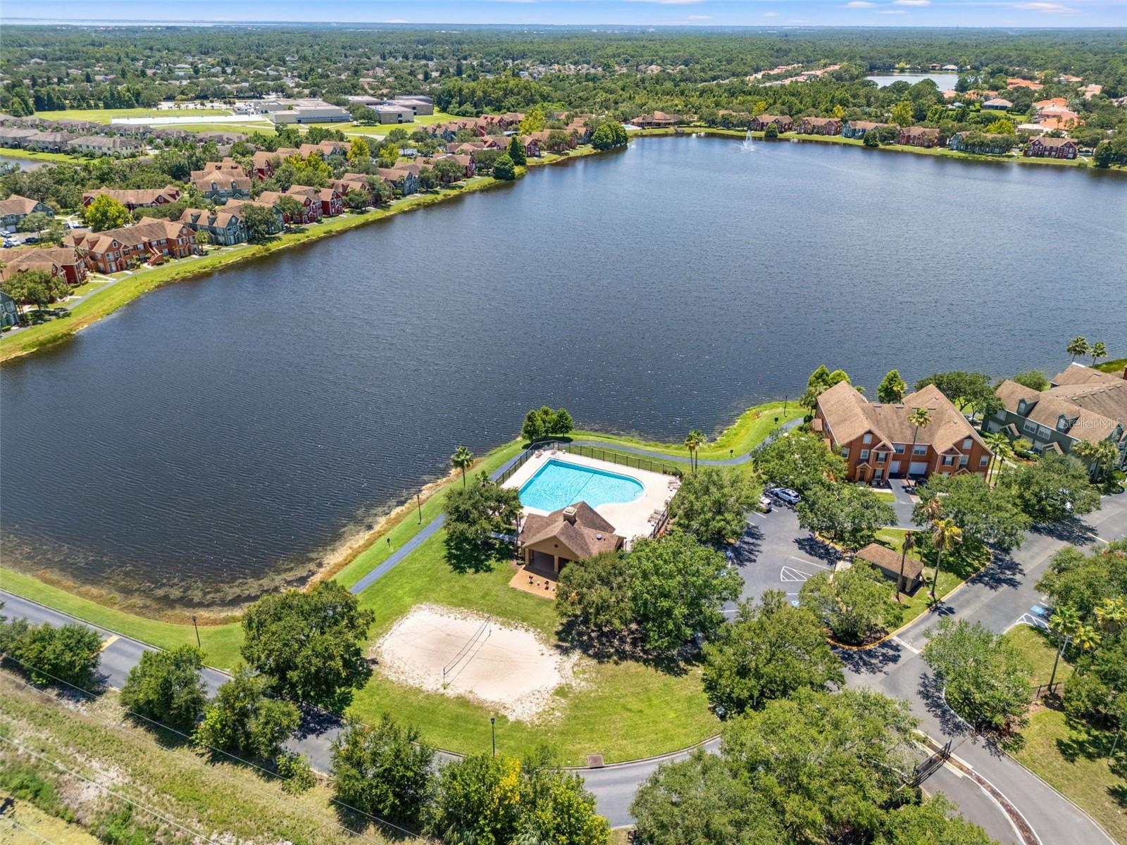 Image 34 of 40 For 9042 Lake Chase Island Way