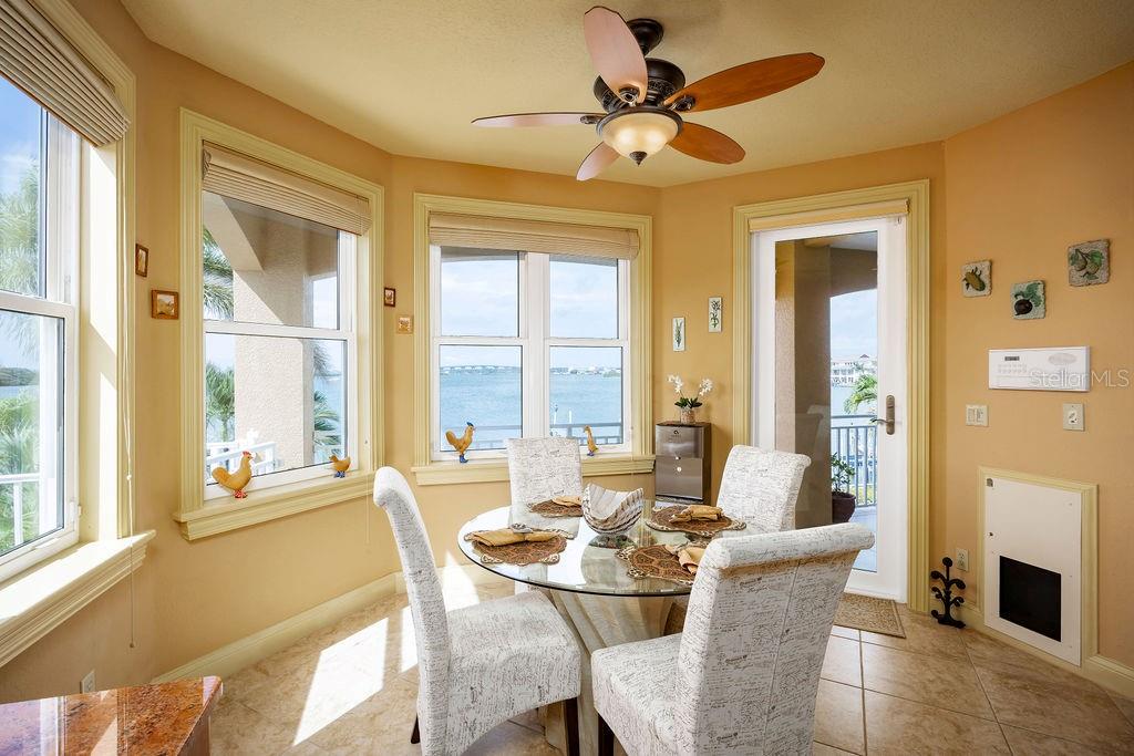 Image 18 of 49 For 306 Harbor Drive