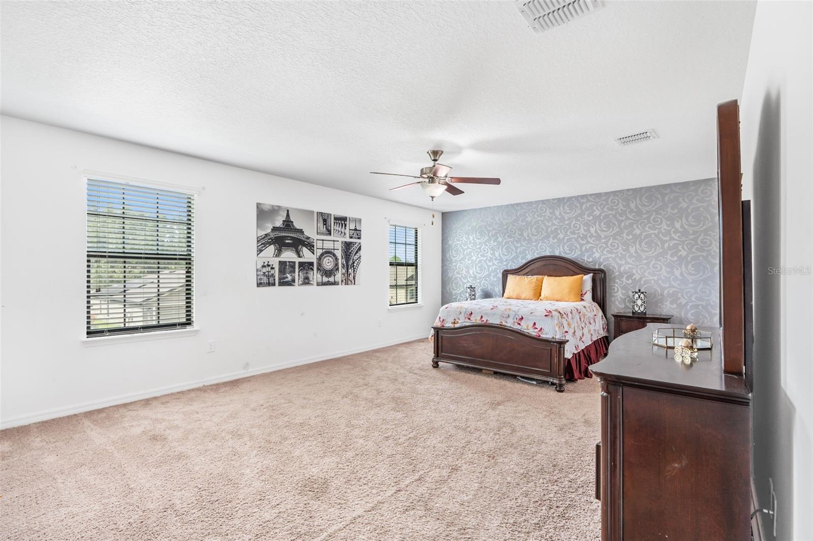 Image 18 of 34 For 11924 Winterset Cove Drive