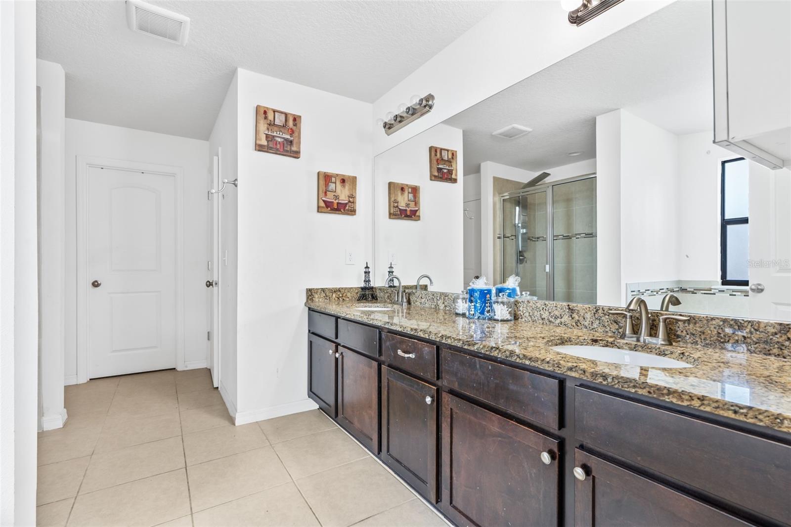 Image 20 of 34 For 11924 Winterset Cove Drive