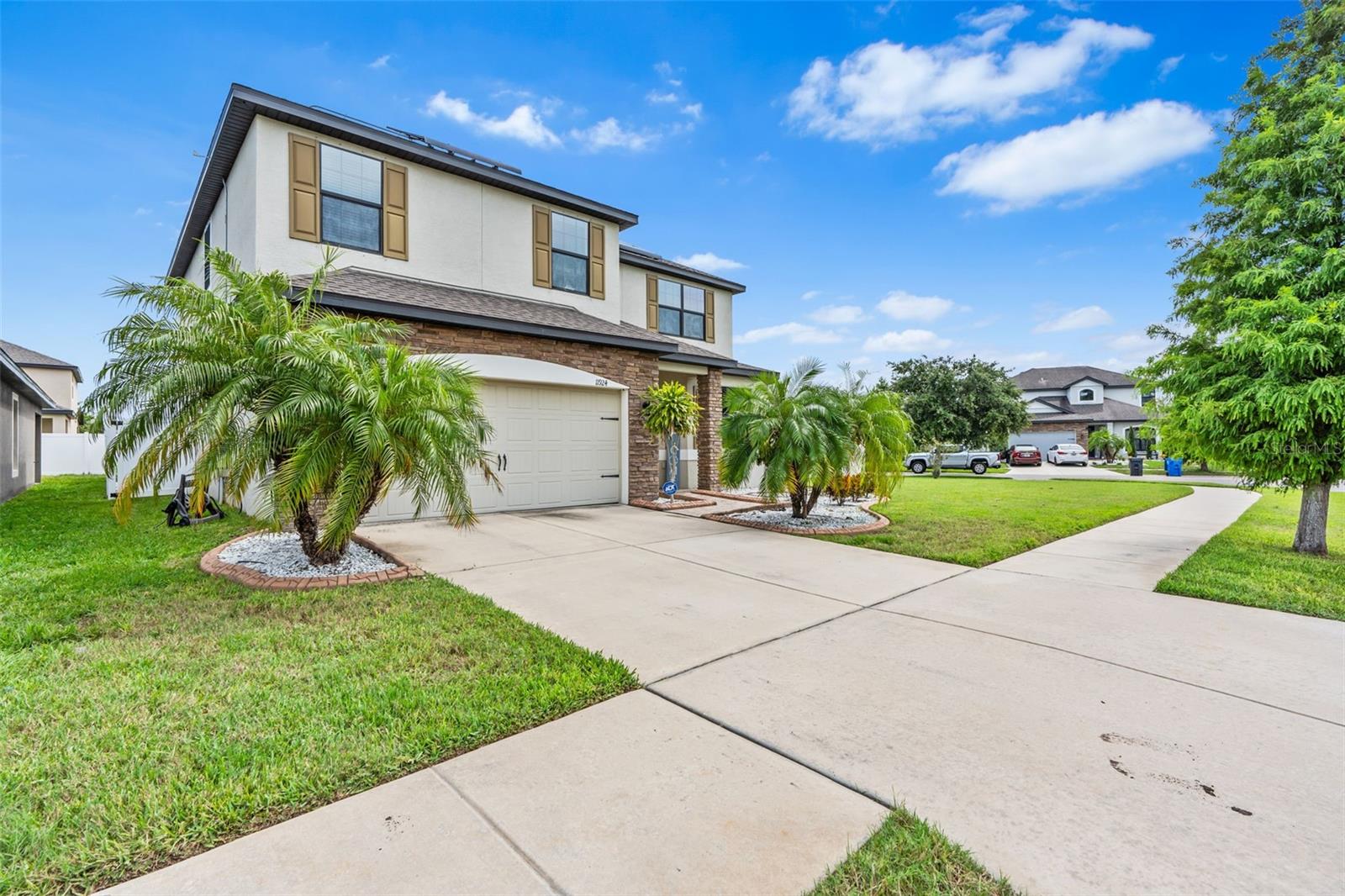 Image 4 of 34 For 11924 Winterset Cove Drive