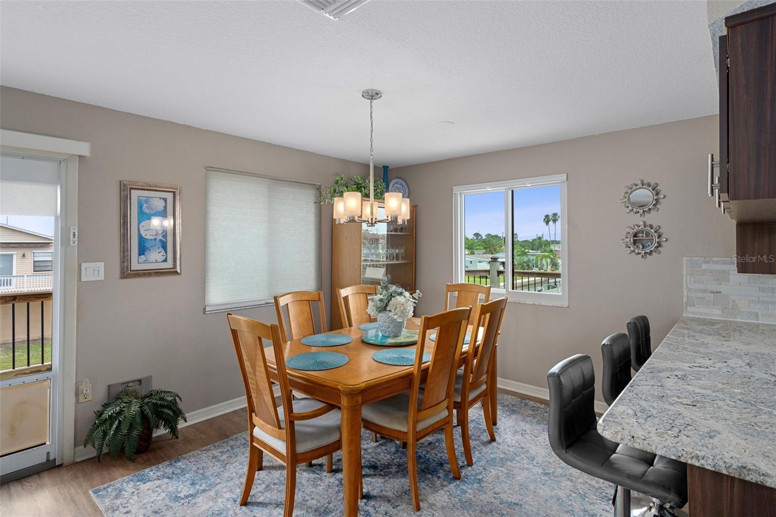 Image 16 of 61 For 13838 Sommers Avenue