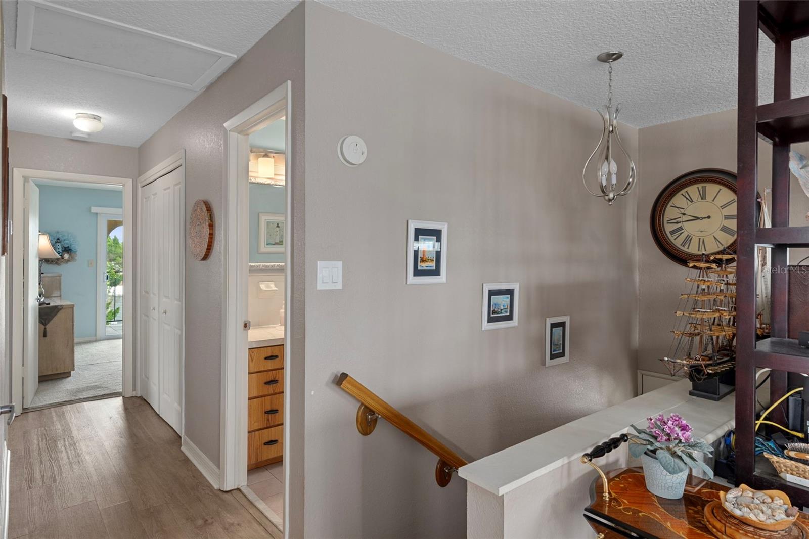 Image 19 of 61 For 13838 Sommers Avenue