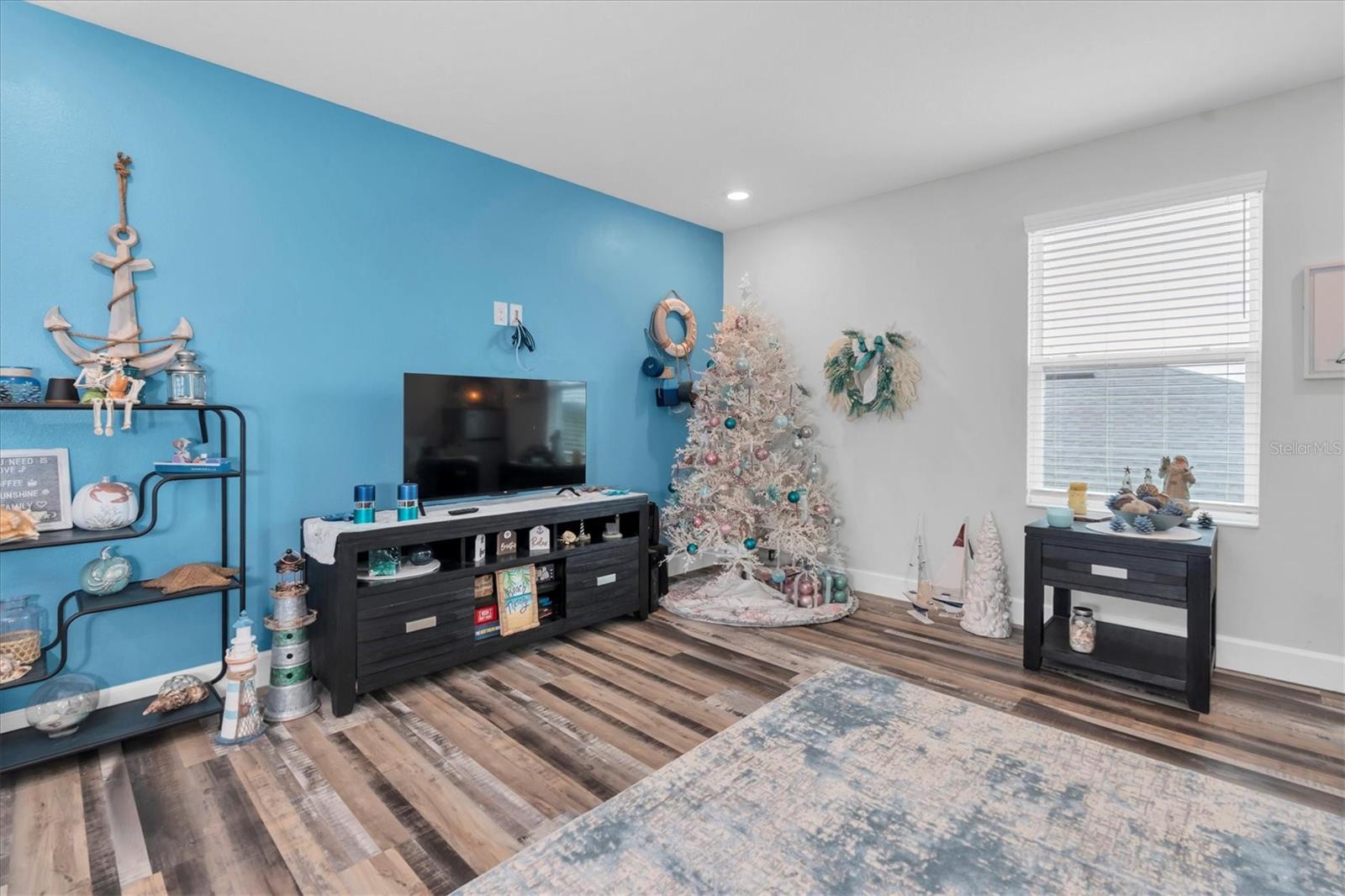 Image 20 of 37 For 12595 Achasta Boulevard