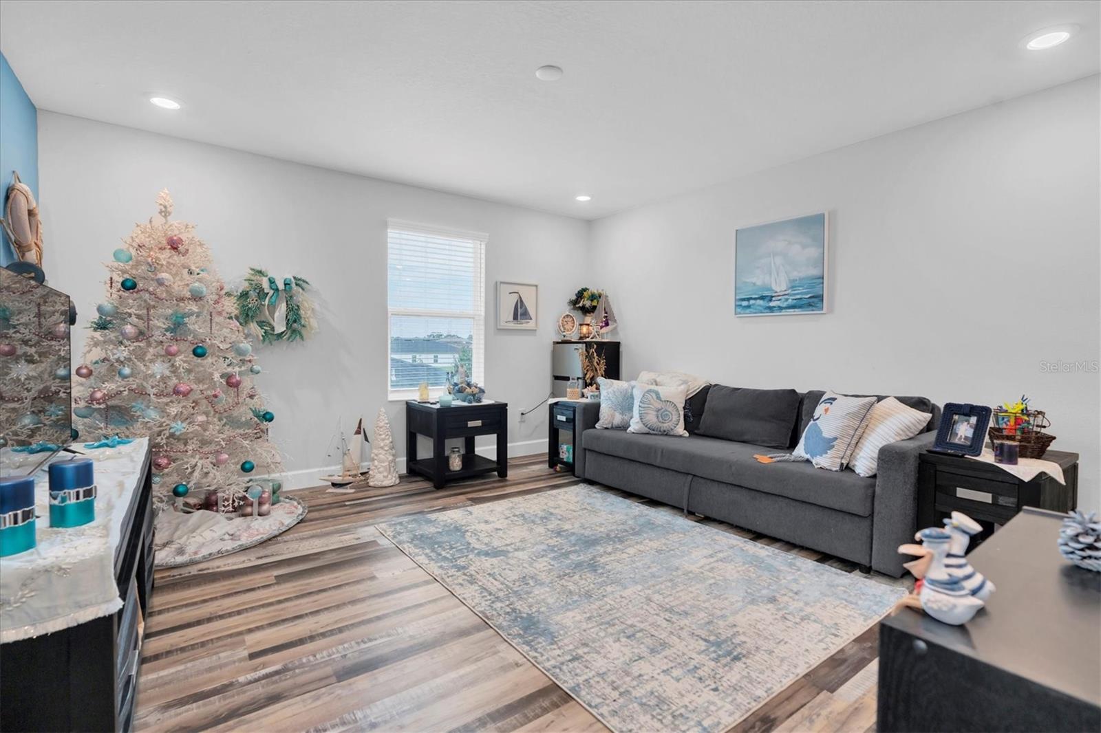 Image 21 of 37 For 12595 Achasta Boulevard