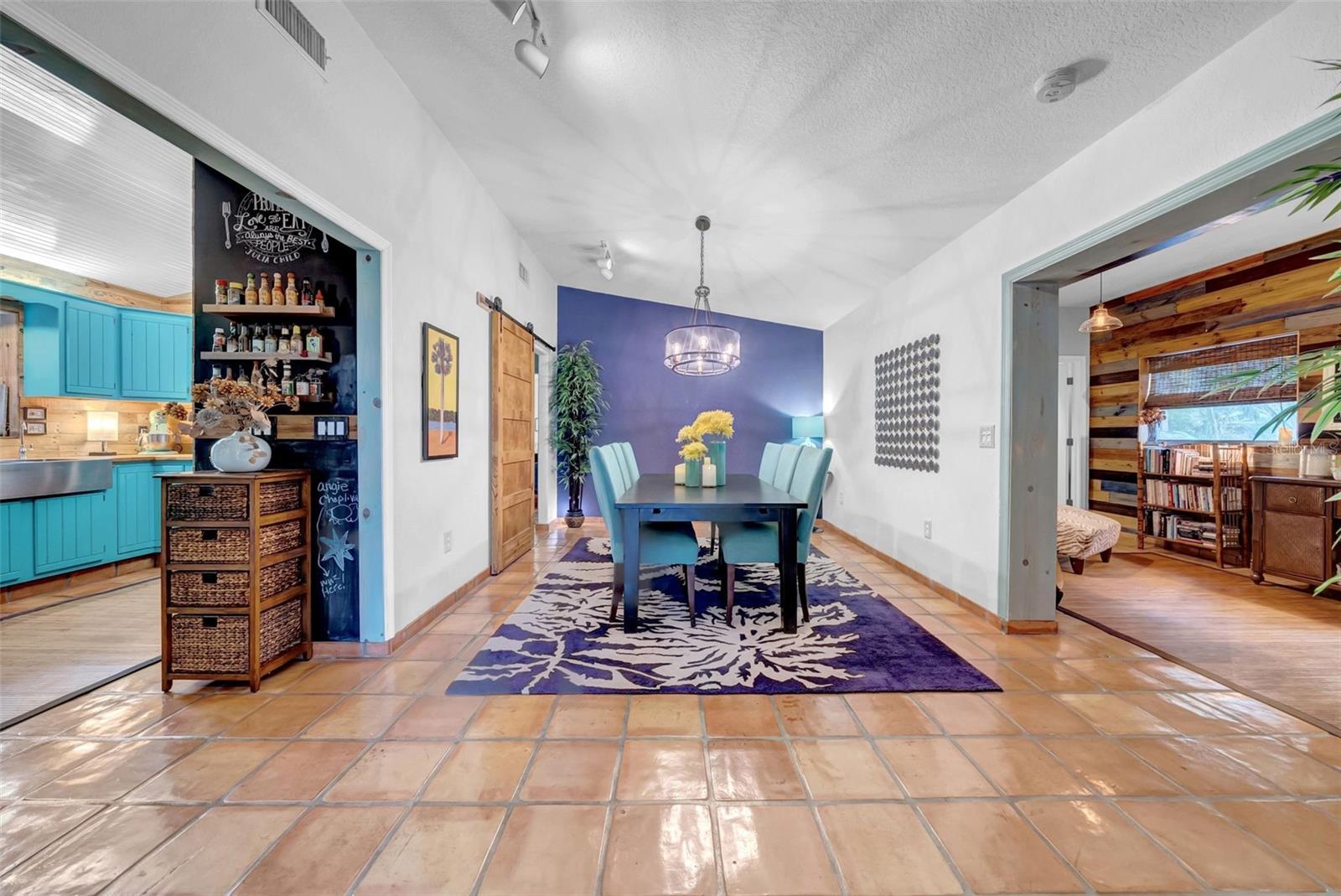 Listing photo id 27 for 1790 Main Street