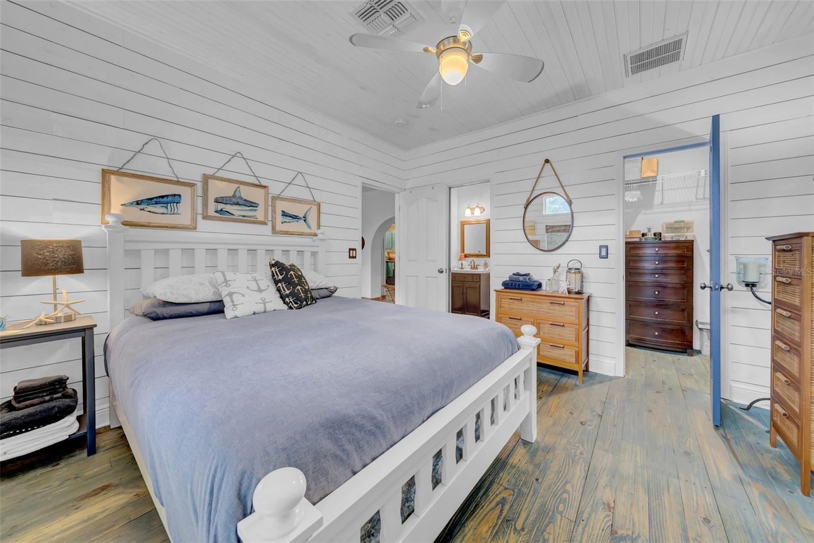 Listing photo id 45 for 1790 Main Street