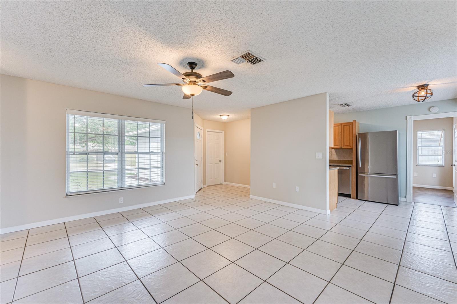 Image 11 of 47 For 5010 Larch Lane