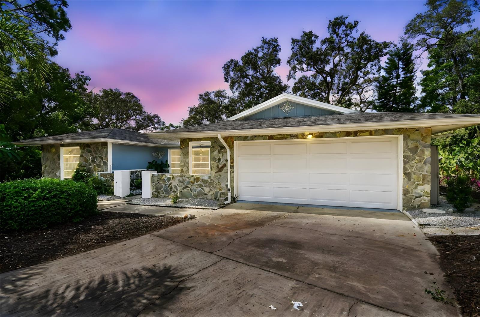 Details for 1392 Burnt Oak Street, TARPON SPRINGS, FL 34689