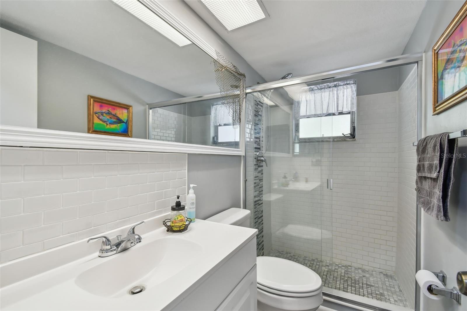 Image 30 of 55 For 1392 Burnt Oak Street