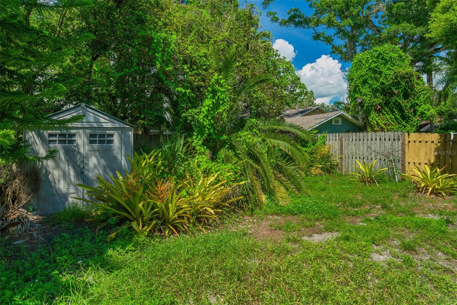 Image 25 of 28 For 3315 Empedrado Street