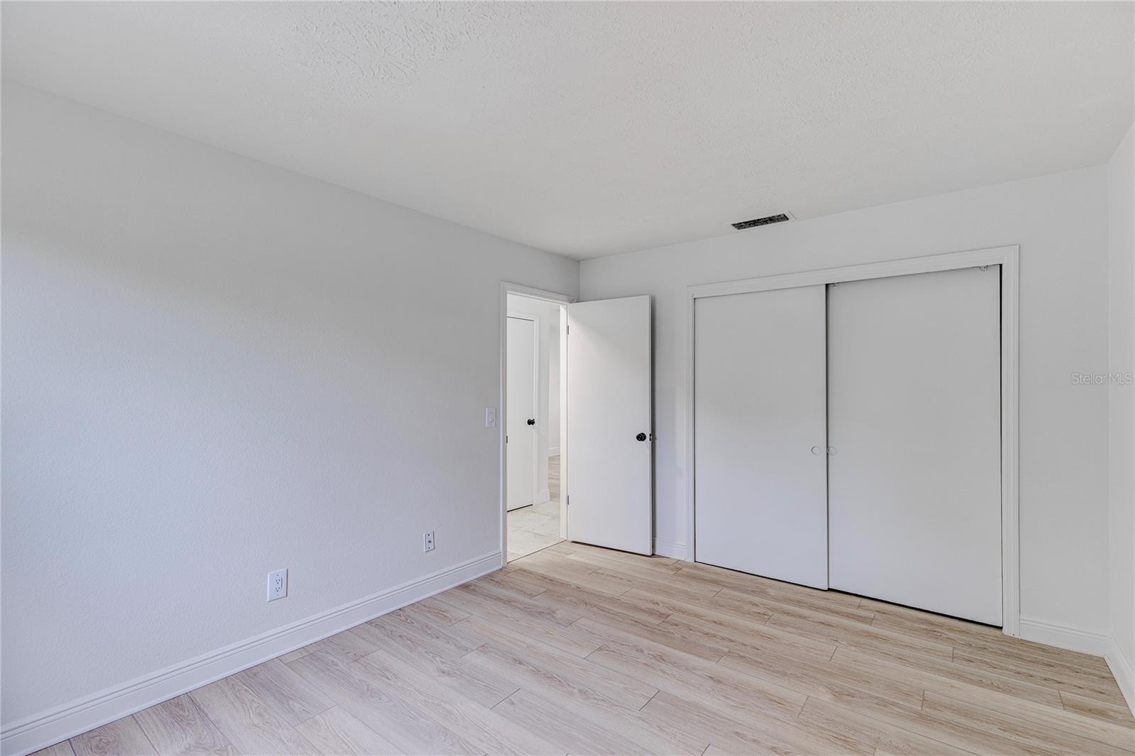 Image 15 of 43 For 13718 Orange Sunset Drive 202