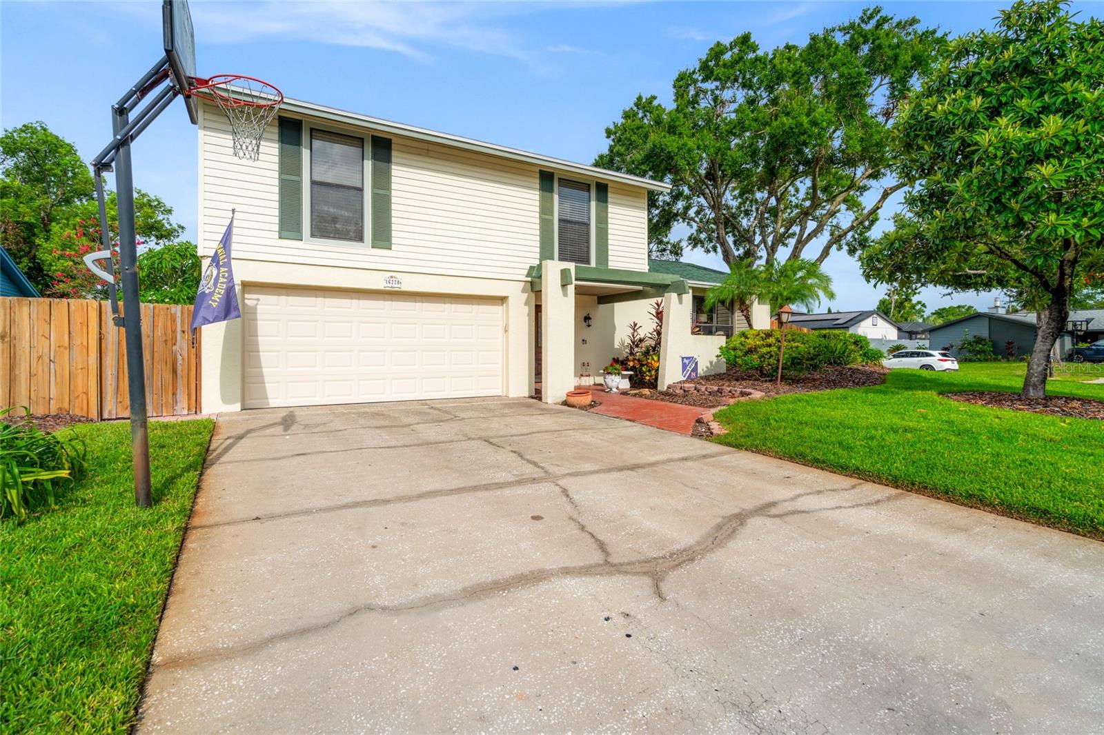 Image 5 of 43 For 16228 Fantasia Drive