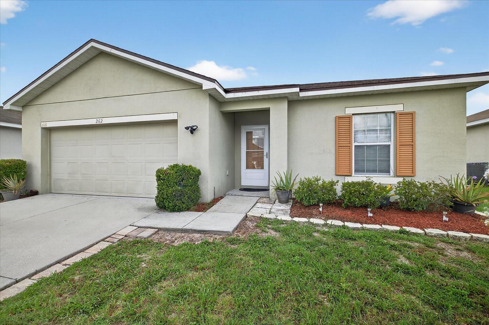 Image 2 of 32 For 262 Oleander Street