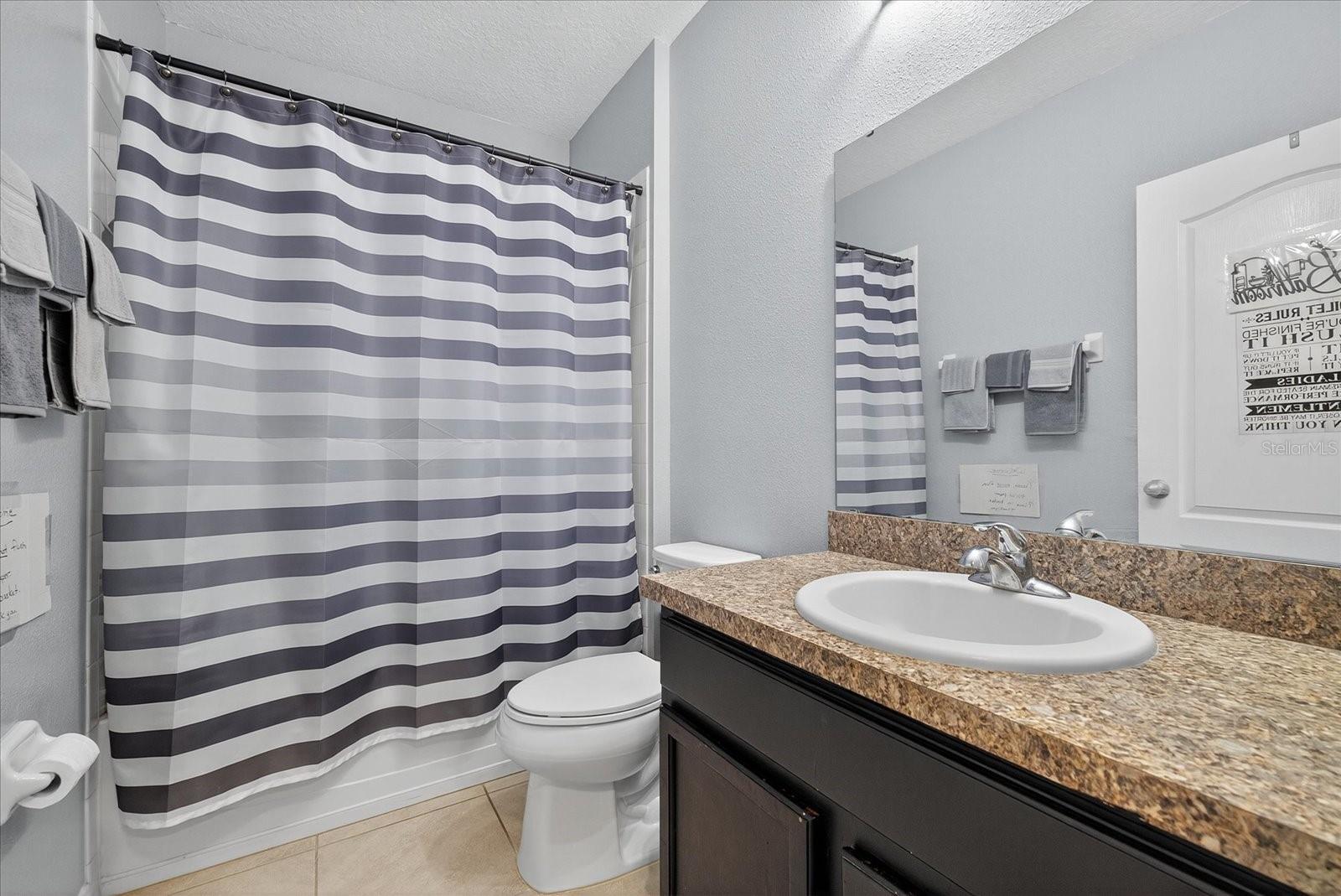 Image 21 of 32 For 262 Oleander Street