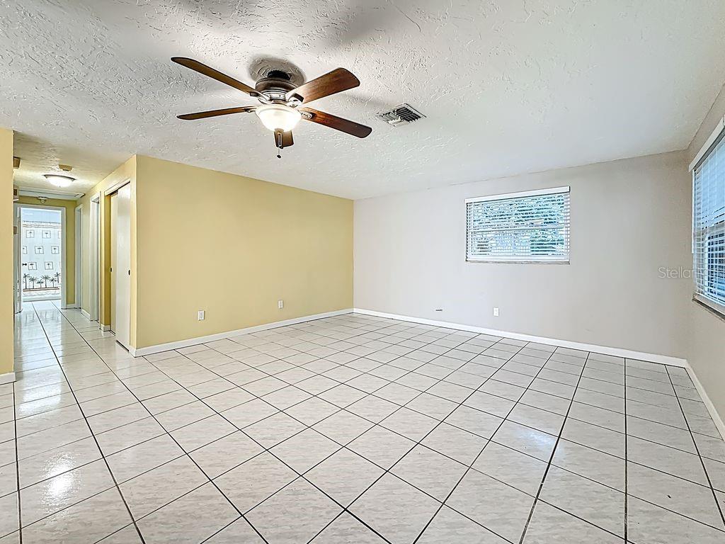 Image 11 of 51 For 5801 93rd Avenue N