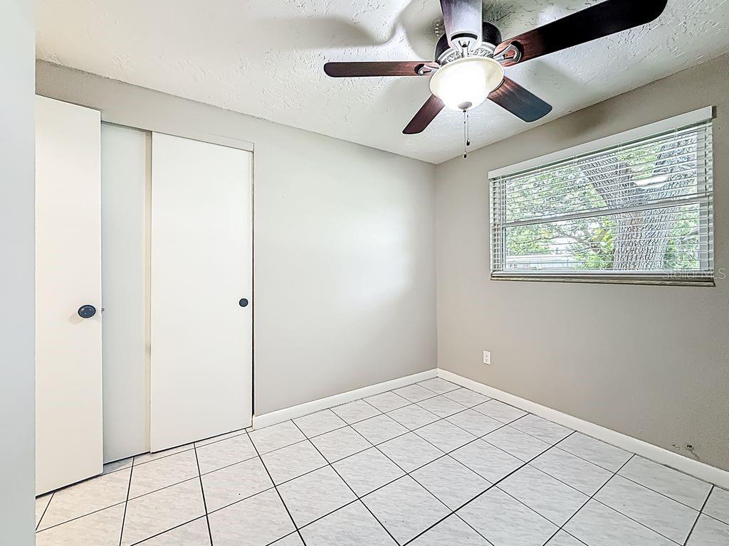 Image 23 of 51 For 5801 93rd Avenue N