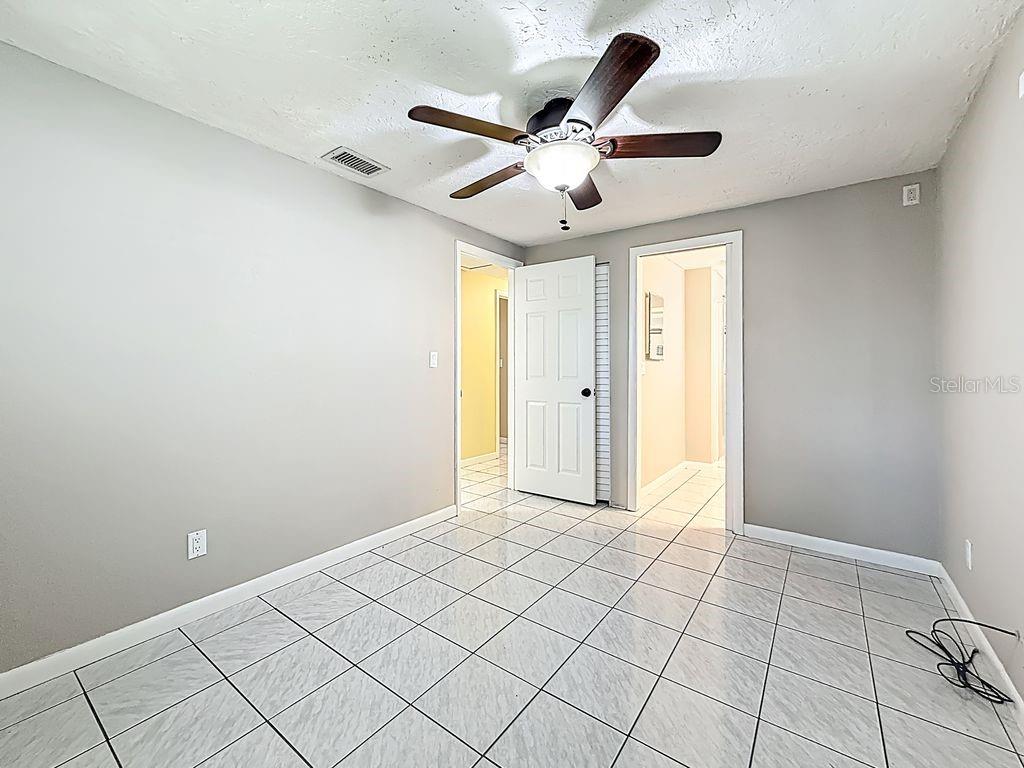 Image 31 of 51 For 5801 93rd Avenue N