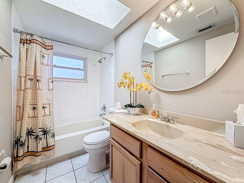 Image 36 of 51 For 5801 93rd Avenue N