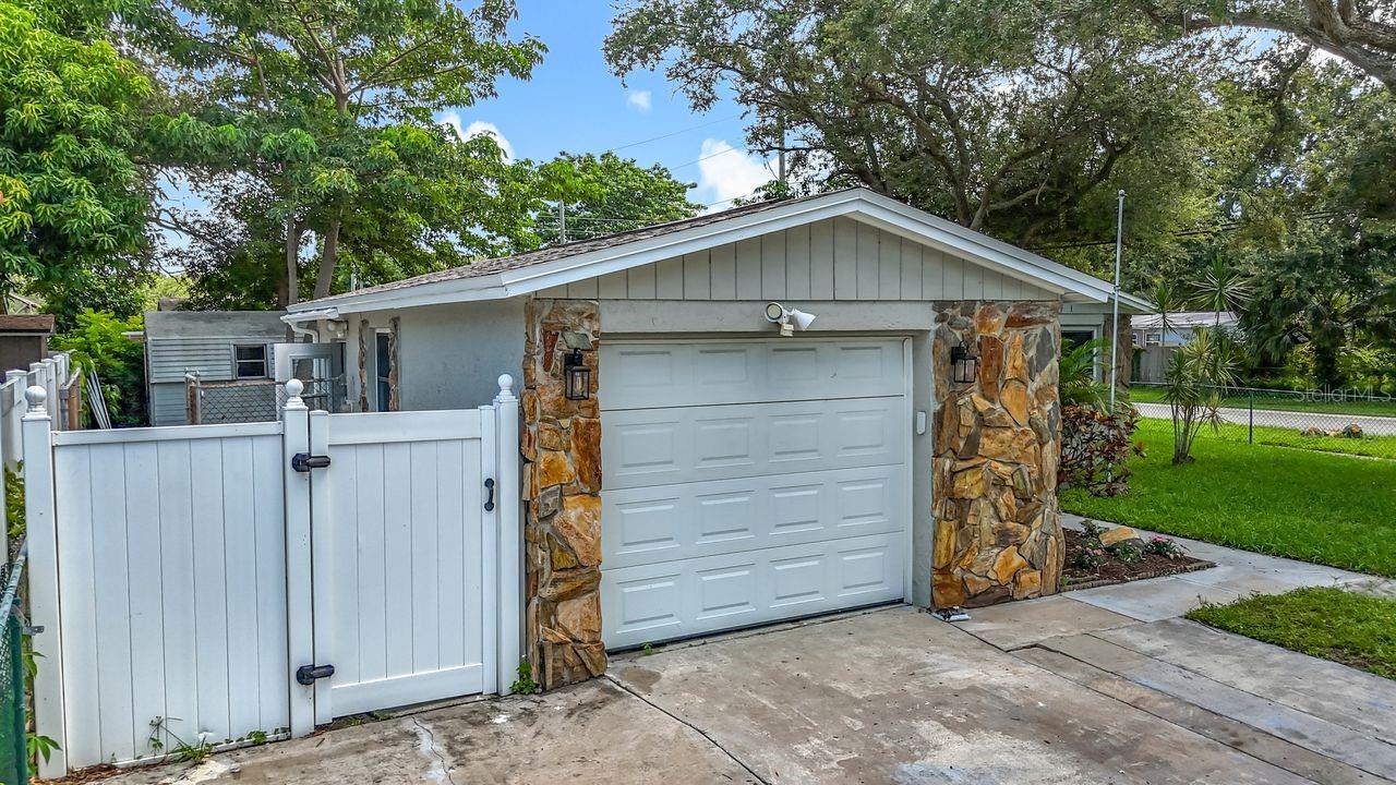 Image 42 of 51 For 5801 93rd Avenue N