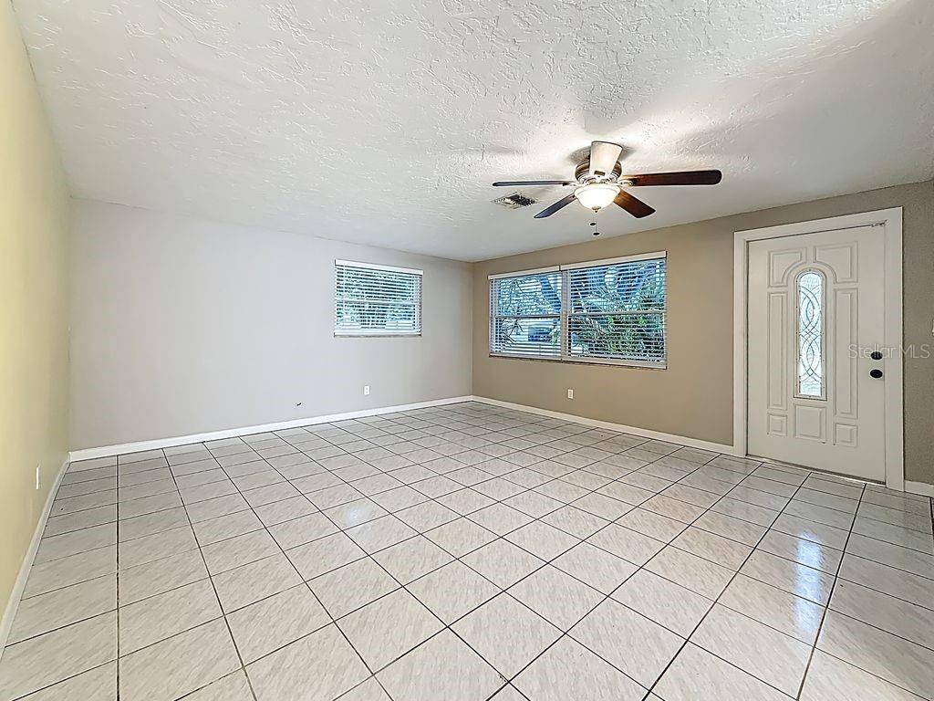 Image 8 of 51 For 5801 93rd Avenue N