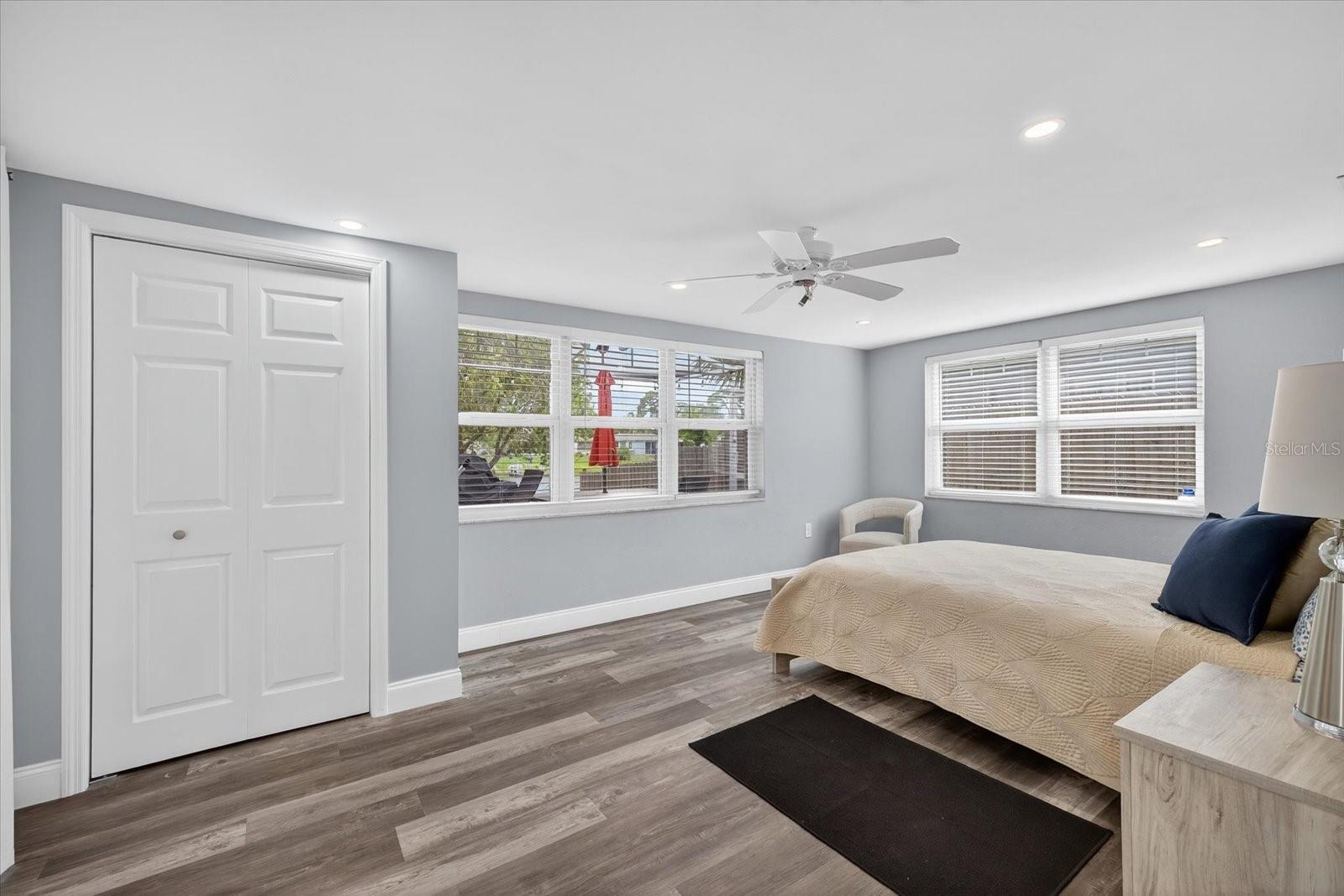 Listing photo id 11 for 7140 Gulf Highlands Drive