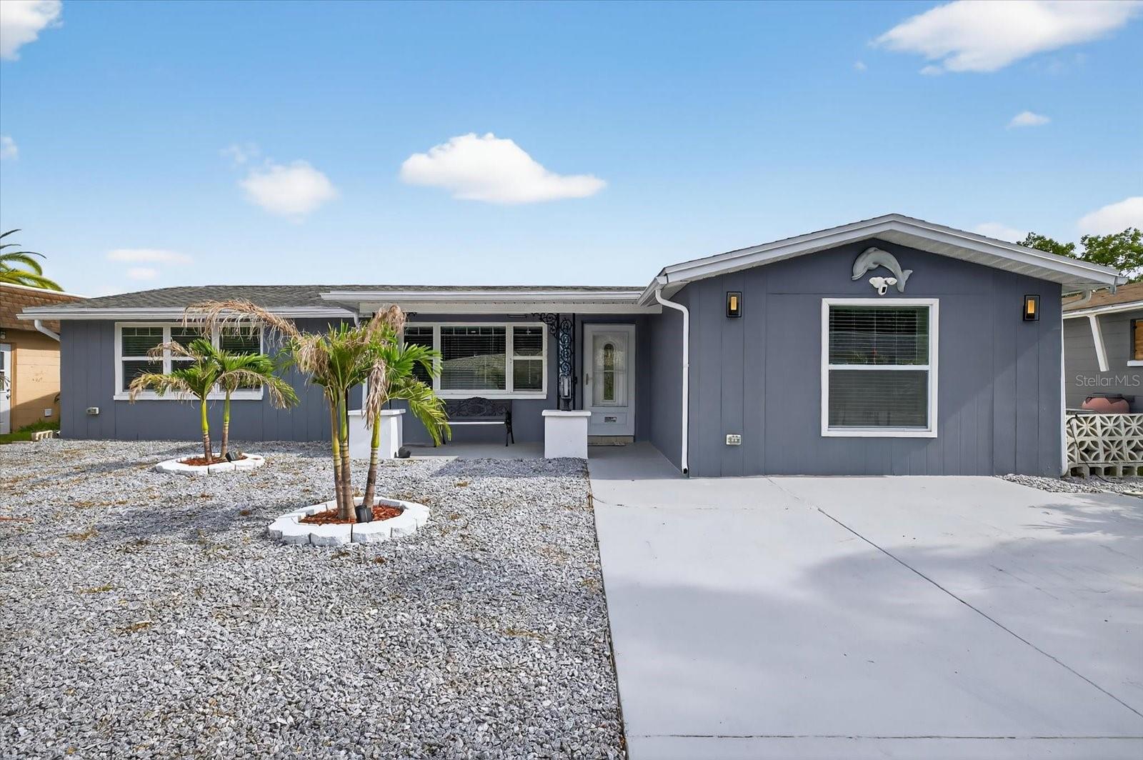 Listing photo id 0 for 7140 Gulf Highlands Drive