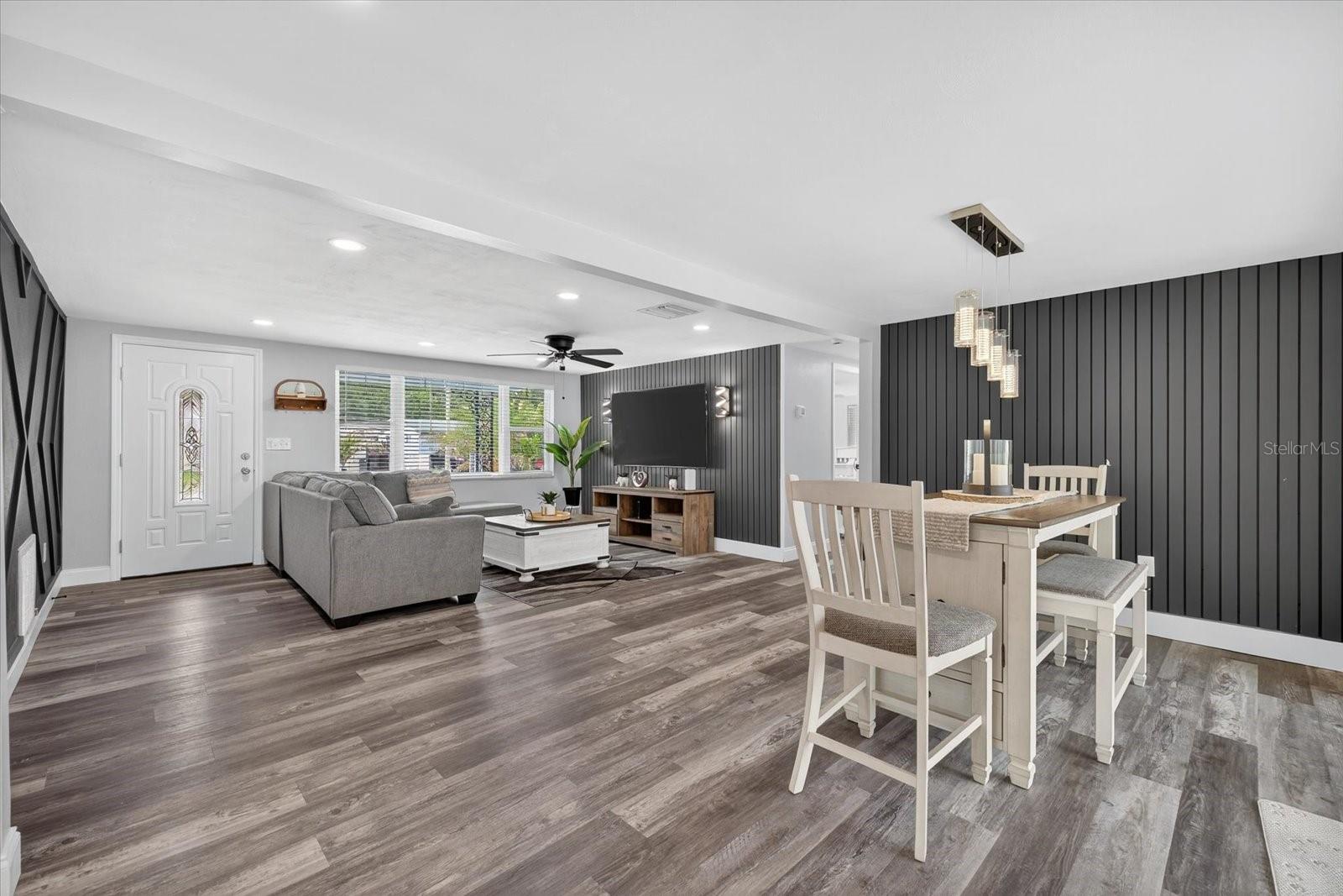 Listing photo id 23 for 7140 Gulf Highlands Drive