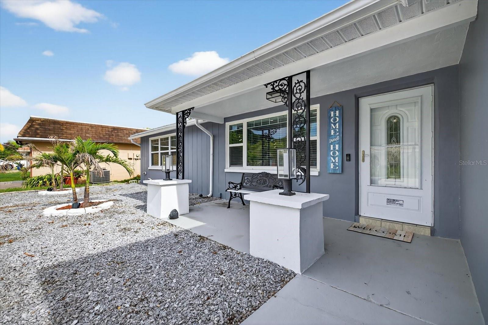 Listing photo id 3 for 7140 Gulf Highlands Drive