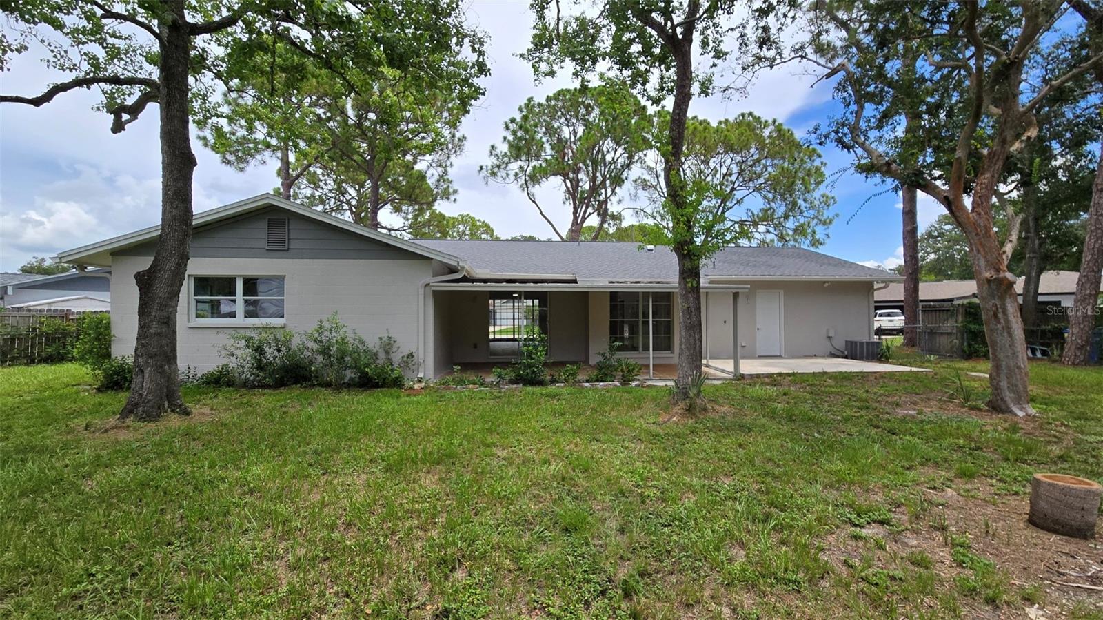 Image 13 of 36 For 8328 Pocahontas Avenue