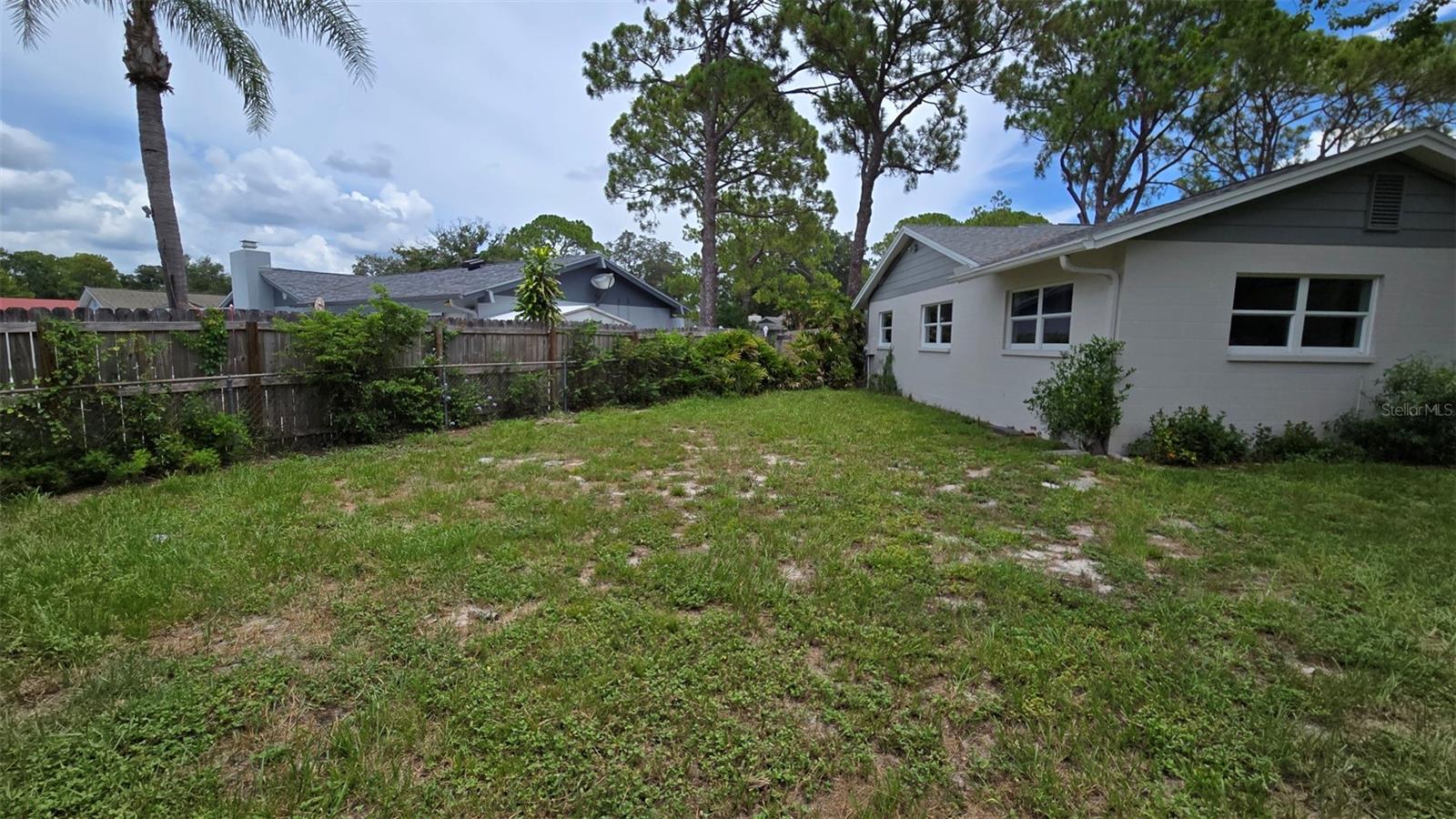 Image 15 of 36 For 8328 Pocahontas Avenue