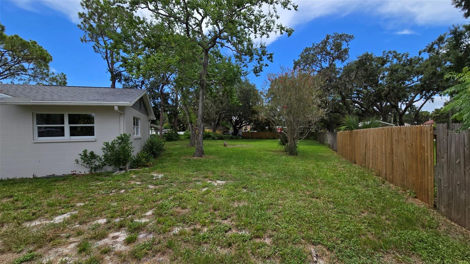 Image 16 of 36 For 8328 Pocahontas Avenue