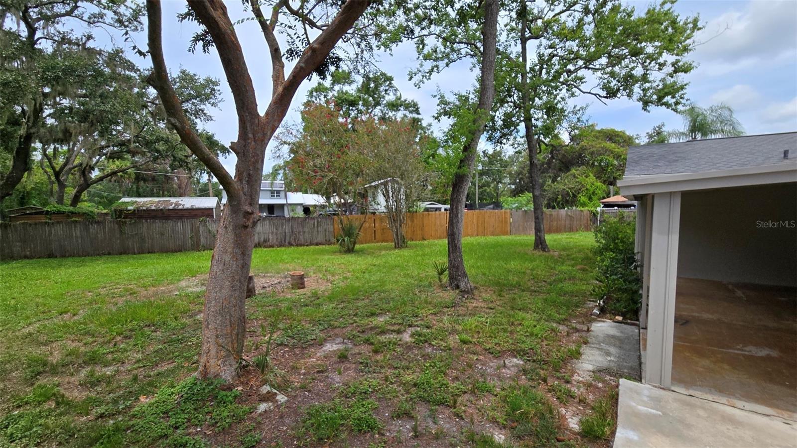 Image 6 of 36 For 8328 Pocahontas Avenue