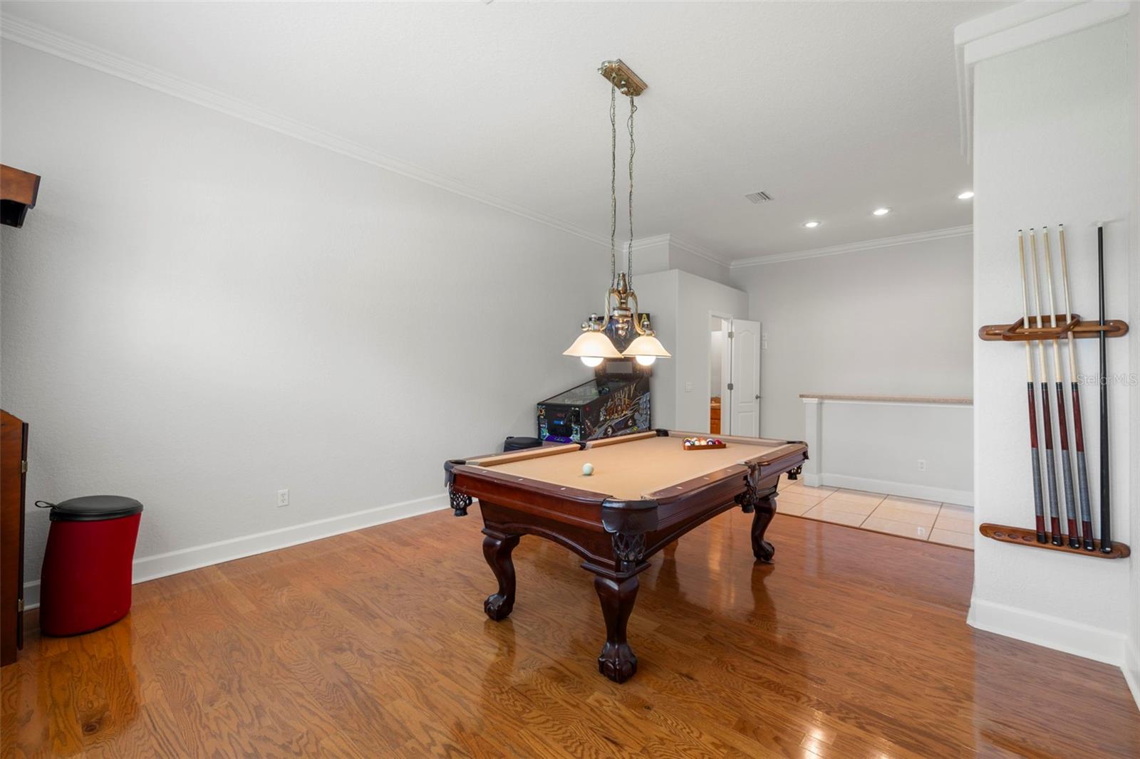 Listing photo id 19 for 3916 Valrico Grove Drive