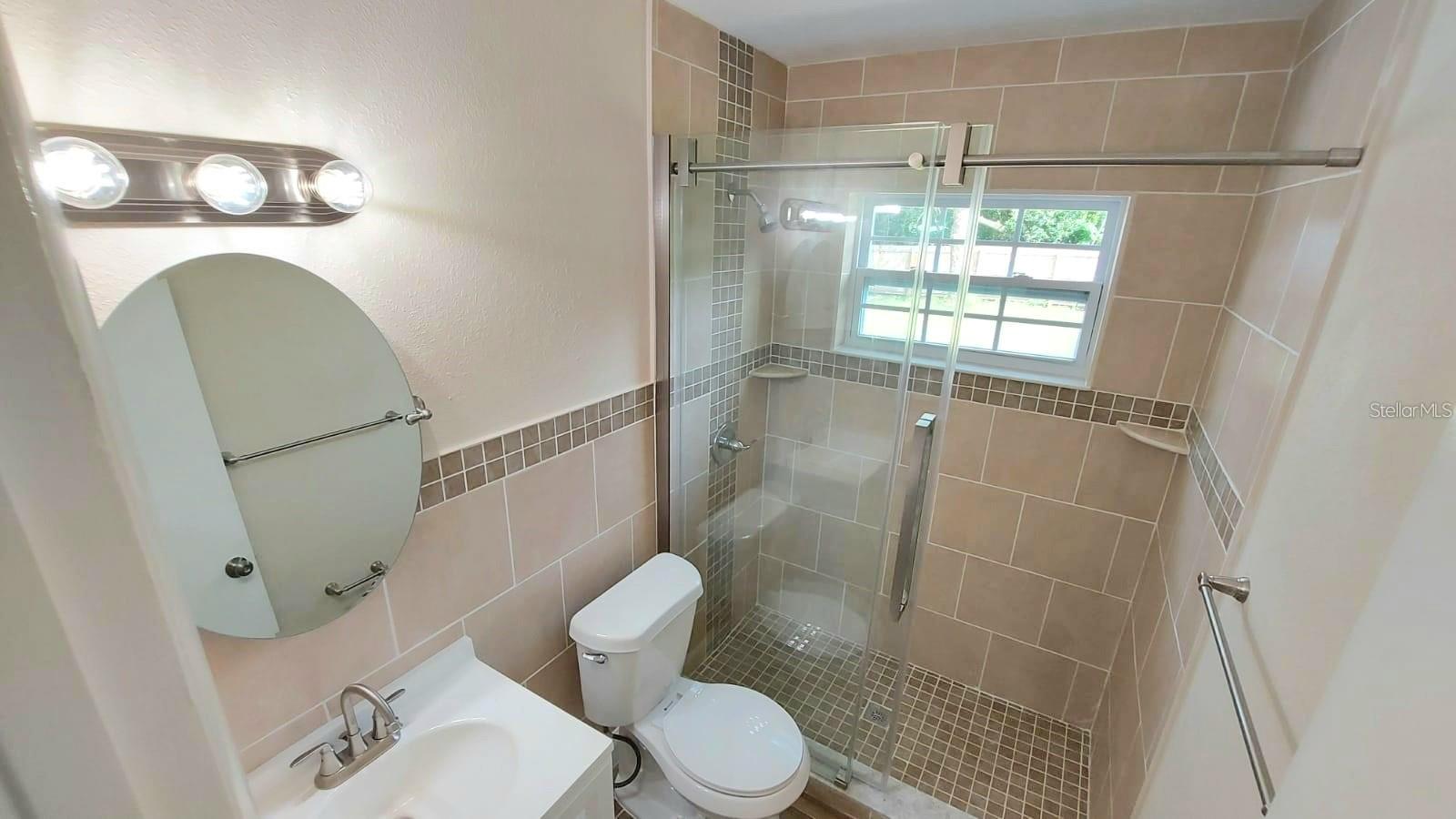 Listing photo id 9 for 6041 Dublin Drive