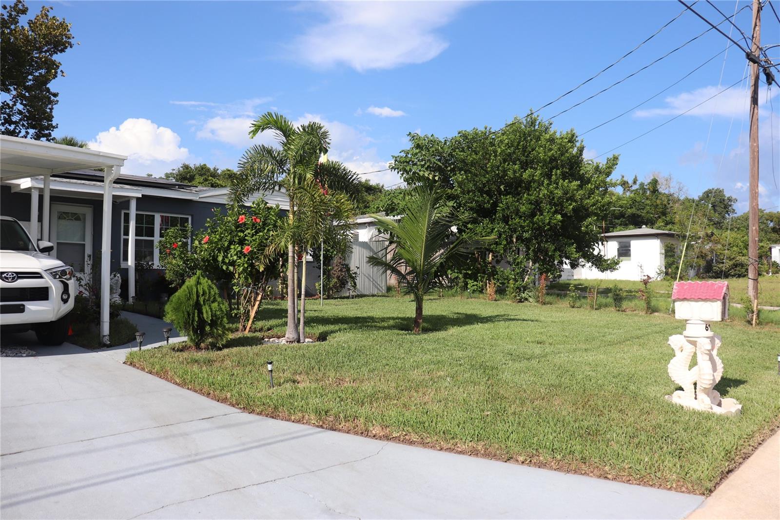 Listing photo id 2 for 6041 Dublin Drive