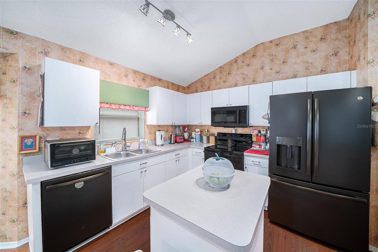 Image 16 of 29 For 333 Tavernier Drive
