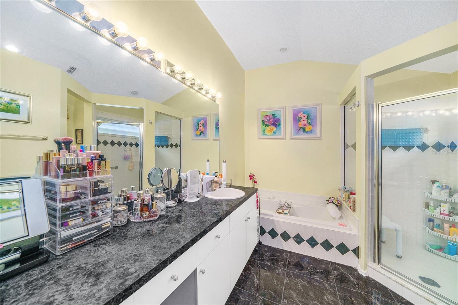 Image 18 of 29 For 333 Tavernier Drive