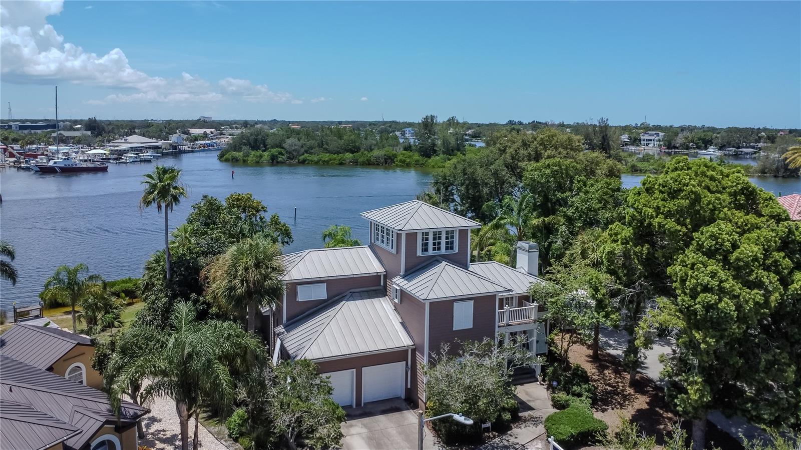 Image 4 of 83 For 1149 Marina Drive