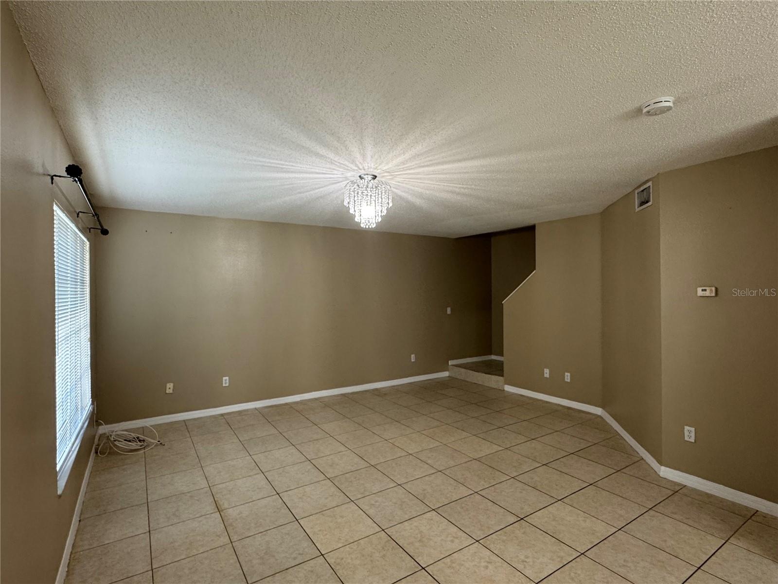 Image 4 of 19 For 1635 Fluorshire Drive
