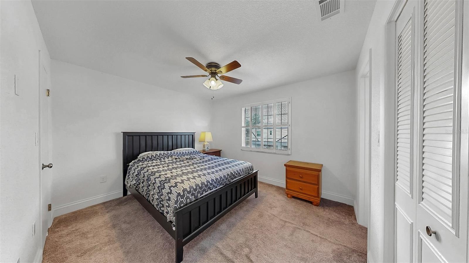 Image 14 of 26 For 1146 King Arthur Court 114