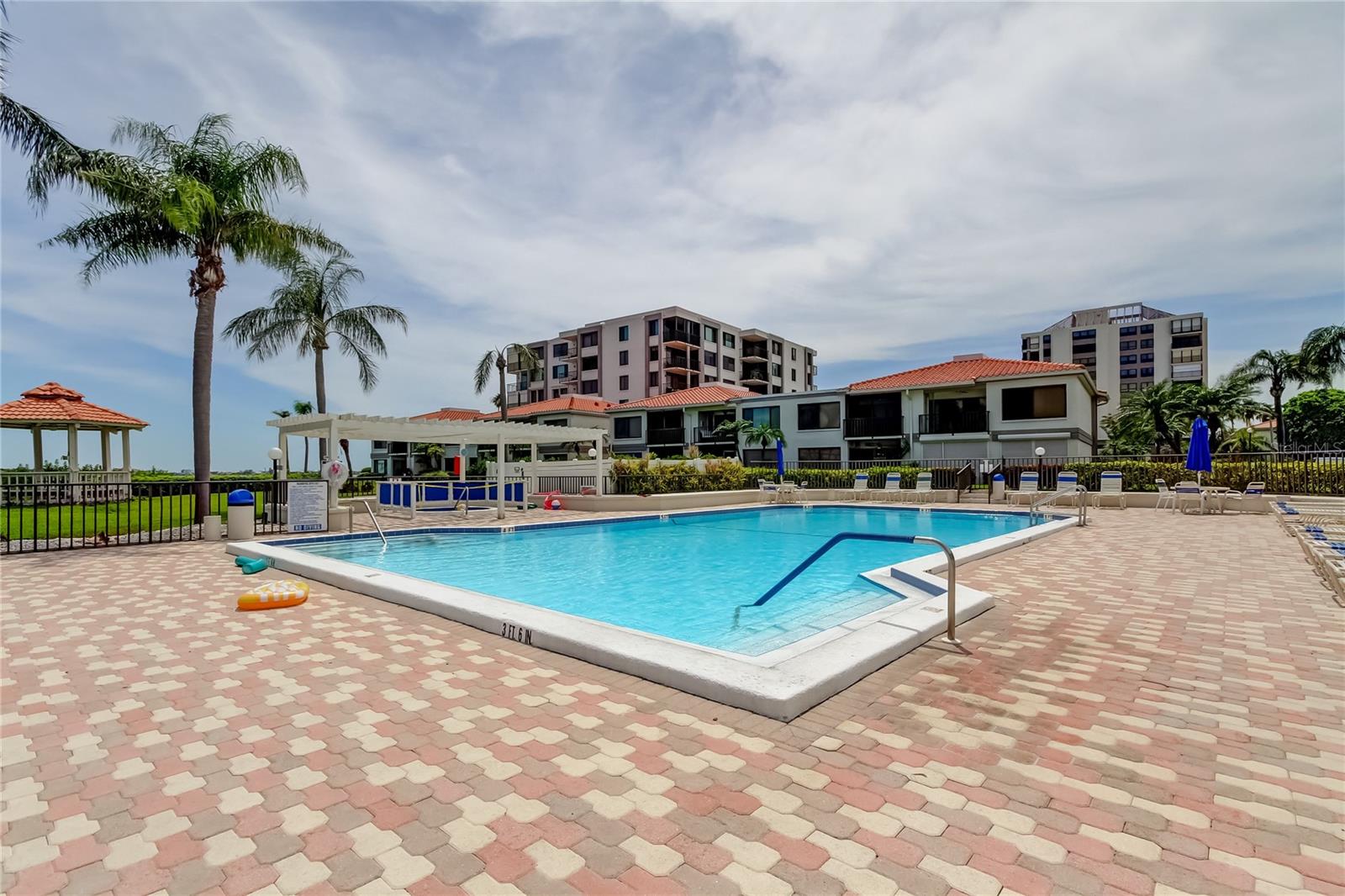 Image 13 of 41 For 6357 Bahia Del Mar Boulevard 506