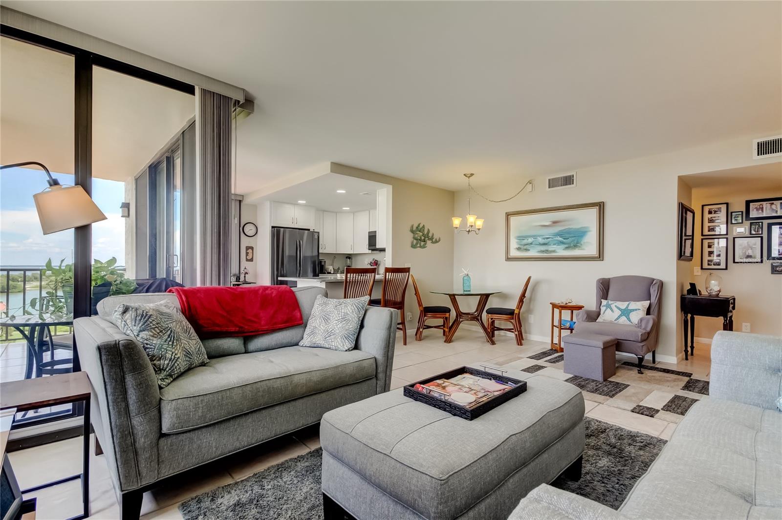 Image 14 of 41 For 6357 Bahia Del Mar Boulevard 506