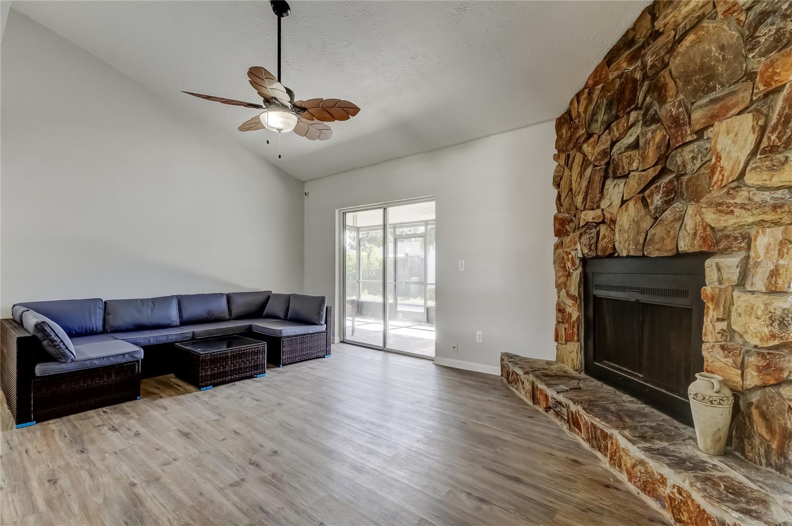 Image 15 of 52 For 14701 Cactus Wren Place