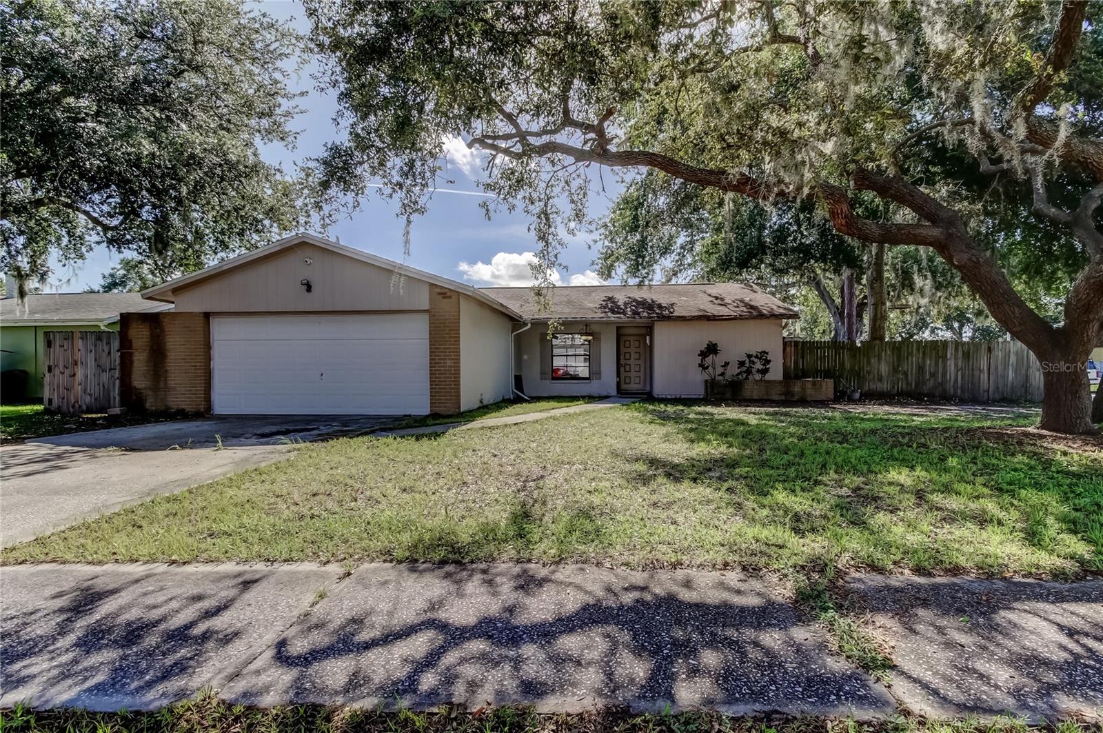 Image 2 of 52 For 14701 Cactus Wren Place