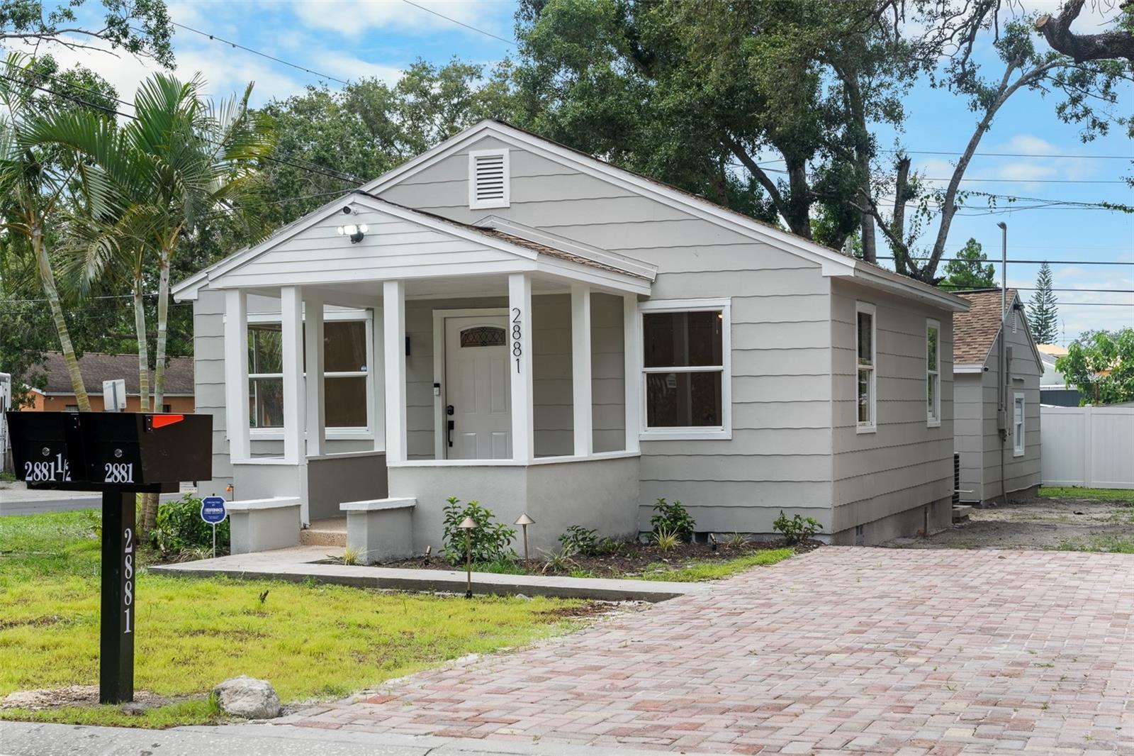 Details for 2881 61st Avenue N, ST PETERSBURG, FL 33714