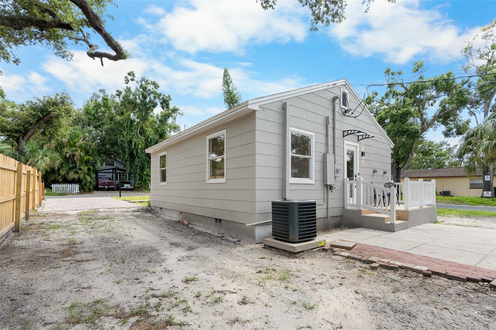 Image 12 of 43 For 2881 61st Avenue N