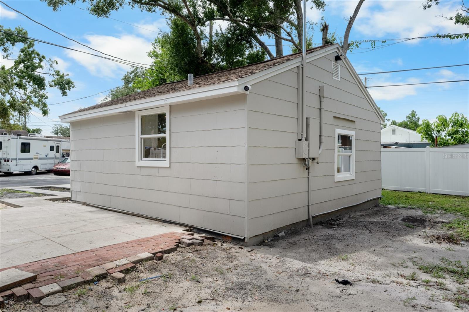 Image 13 of 43 For 2881 61st Avenue N